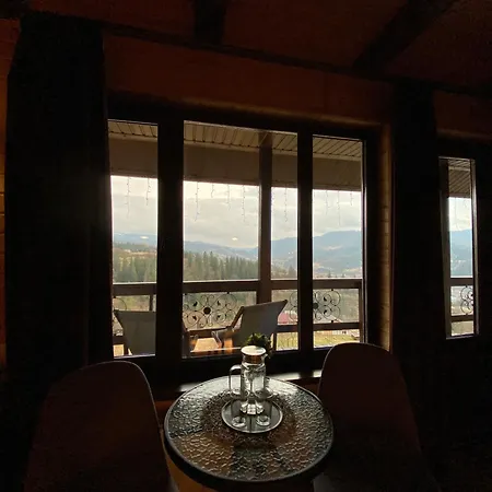 Agora Hotel *